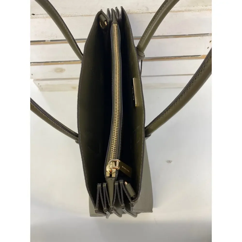 MICHAEL KORS, PEBBLED LEATHER OLIVE GREEEN LARGE HANDBAG